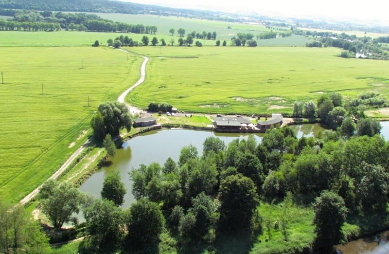 Marine Zavlahy Apartman Hrdejovice Kültér fotó